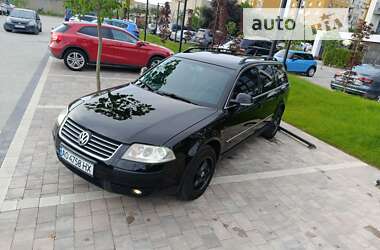 Универсал Volkswagen Passat 2000 в Ужгороде