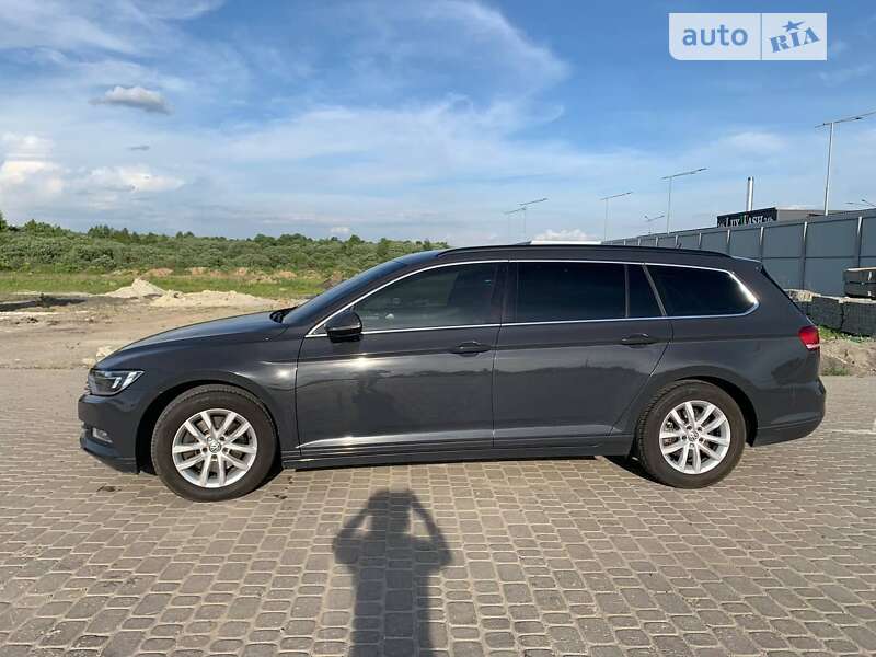 Універсал Volkswagen Passat 2015 в Львові