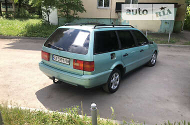 Универсал Volkswagen Passat 1995 в Харькове