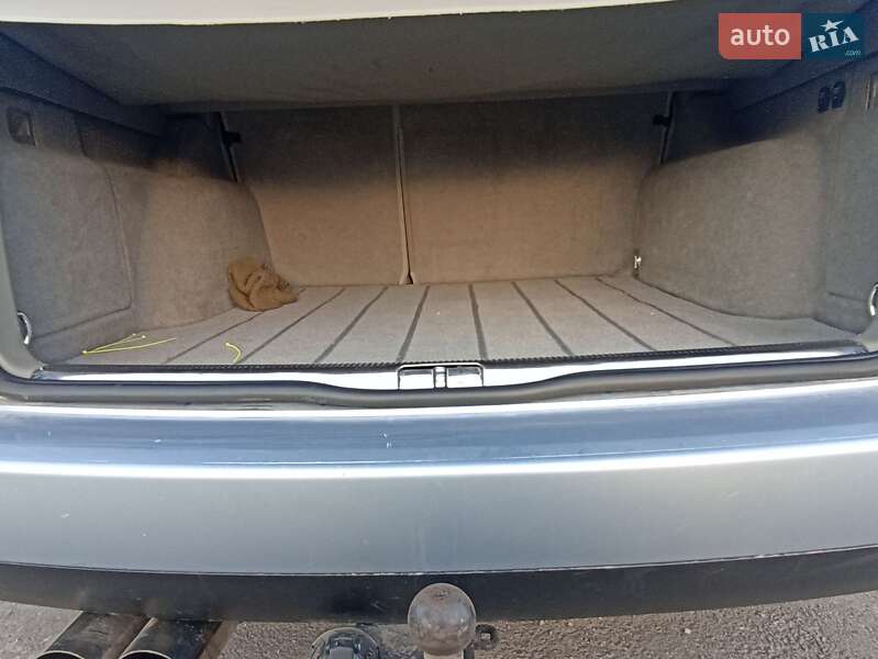 Универсал Volkswagen Passat 2003 в Львове