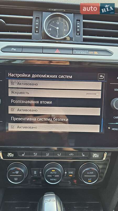 Універсал Volkswagen Passat 2017 в Глибокій