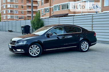 Седан Volkswagen Passat 2010 в Одесі