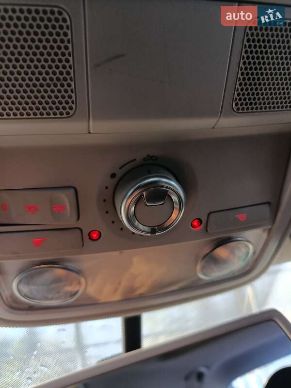 Седан Volkswagen Passat 2012 в Кропивницком