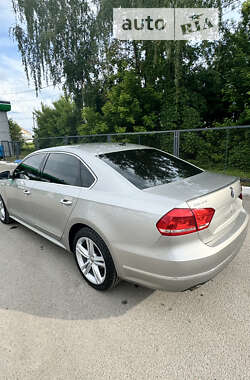 Седан Volkswagen Passat 2012 в Лубнах