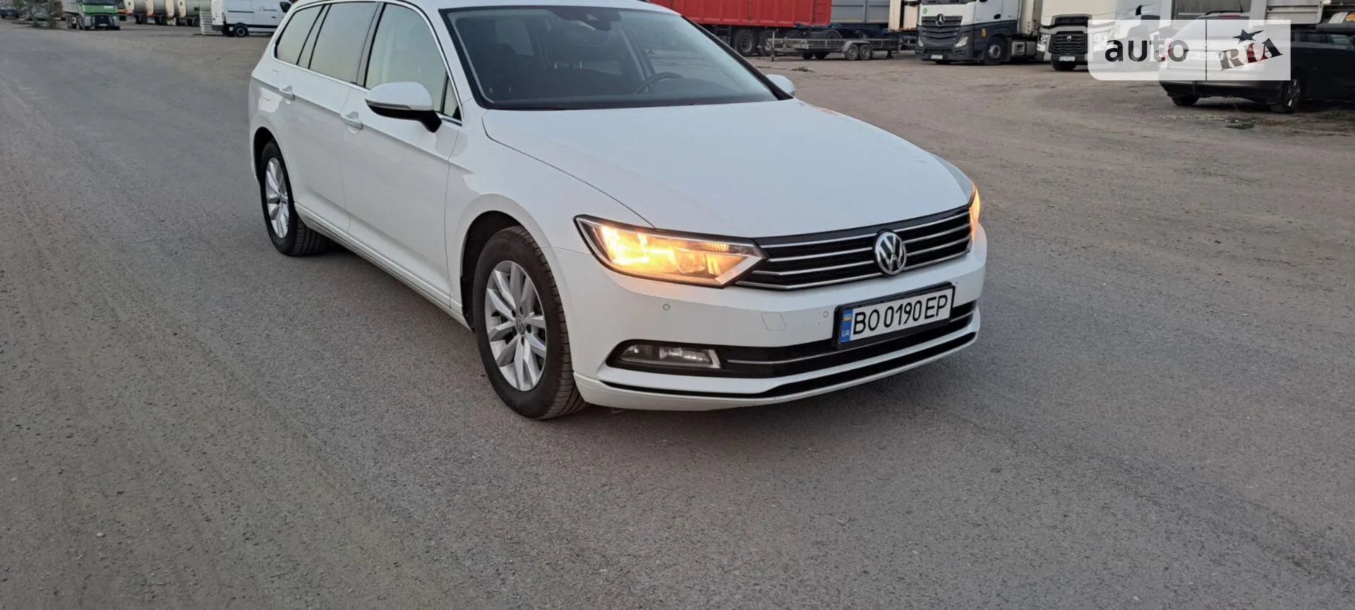 2019 Volkswagen Passat - мініатюра 2