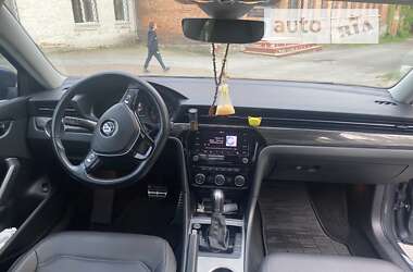 Седан Volkswagen Passat 2020 в Житомире