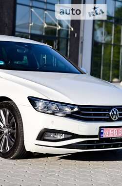 Универсал Volkswagen Passat 2020 в Тернополе