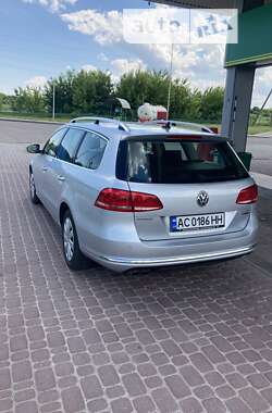 Универсал Volkswagen Passat 2013 в Нововолынске