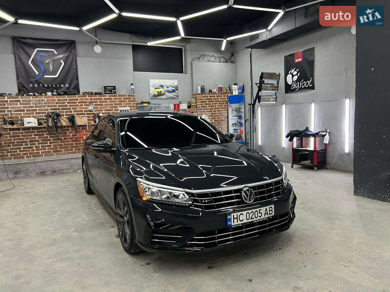 Седан Volkswagen Passat 2017 в Львові