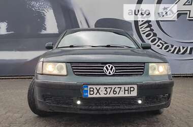 Седан Volkswagen Passat 1998 в Дунаевцах