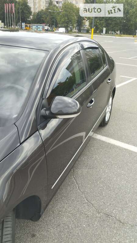 Седан Volkswagen Passat 2008 в Броварах