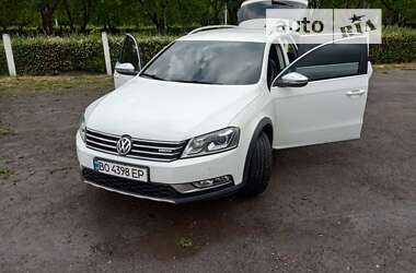 Универсал Volkswagen Passat 2012 в Кременце