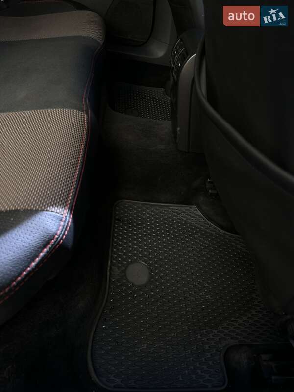 Седан Volkswagen Passat 2009 в Івано-Франківську