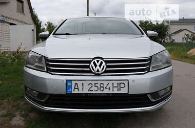 Седан Volkswagen Passat 2012 в Білій Церкві