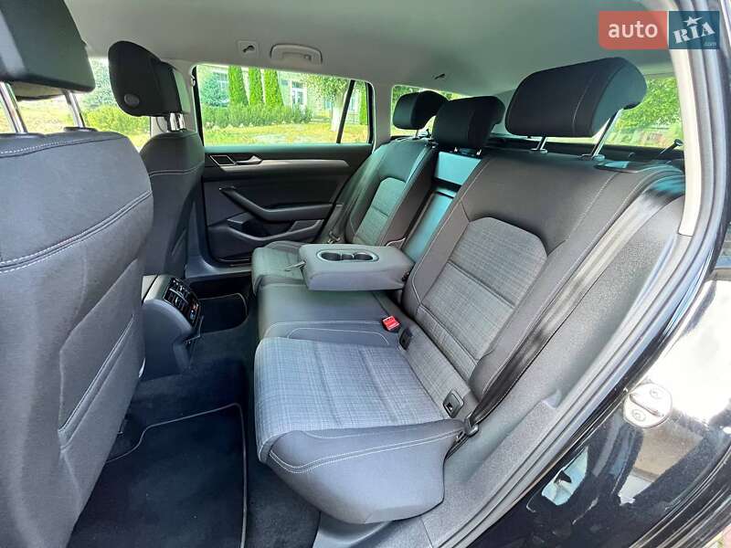 Універсал Volkswagen Passat 2019 в Києві