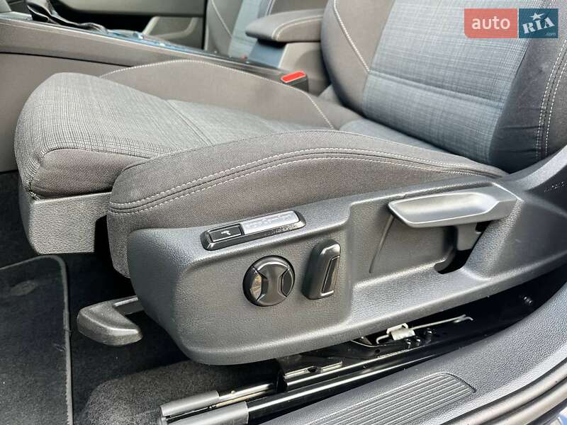 Універсал Volkswagen Passat 2019 в Києві