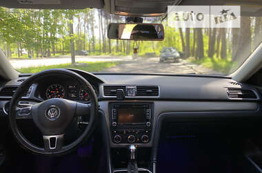 Седан Volkswagen Passat 2012 в Черкассах