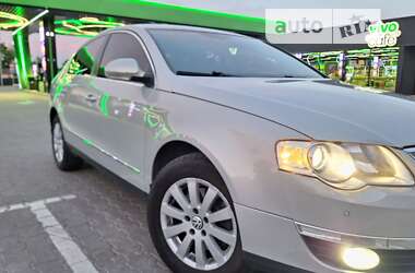 Седан Volkswagen Passat 2008 в Одессе