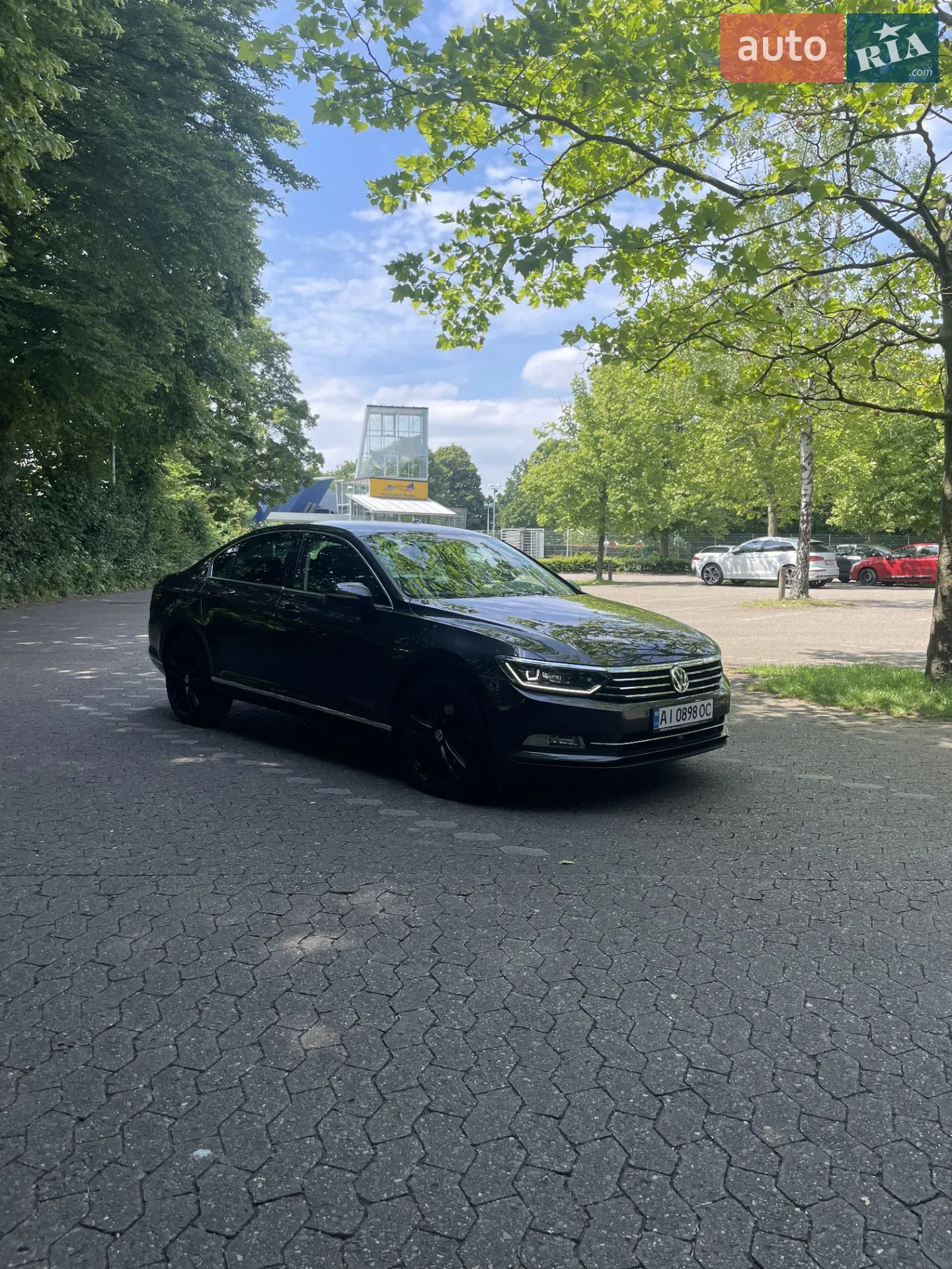 2019 Volkswagen Passat - мініатюра 2