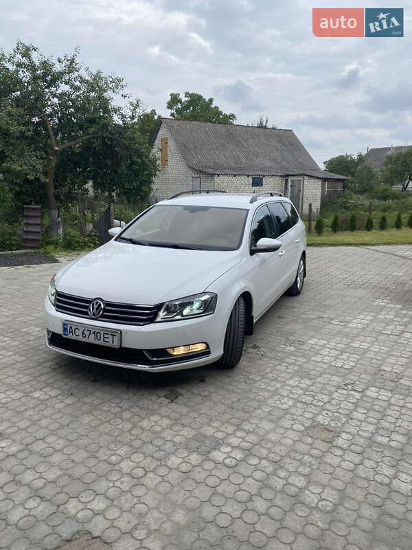 Универсал Volkswagen Passat 2011 в Ирпене