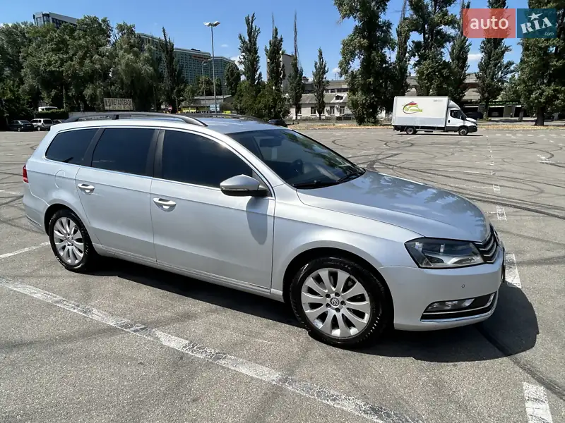 Volkswagen Passat 2011 VIN WVWZZZ3CZCE079010 фото оголошення 17 з 132