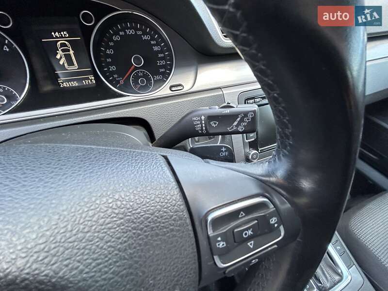 Універсал Volkswagen Passat 2011 в Києві