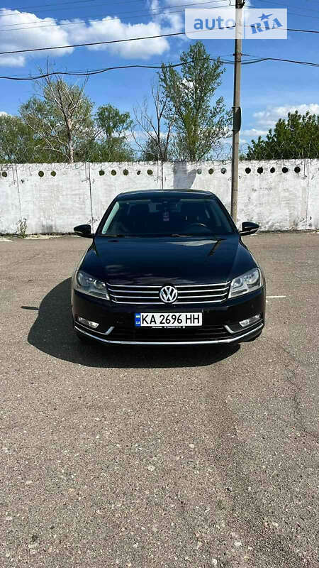 Volkswagen Passat 2011