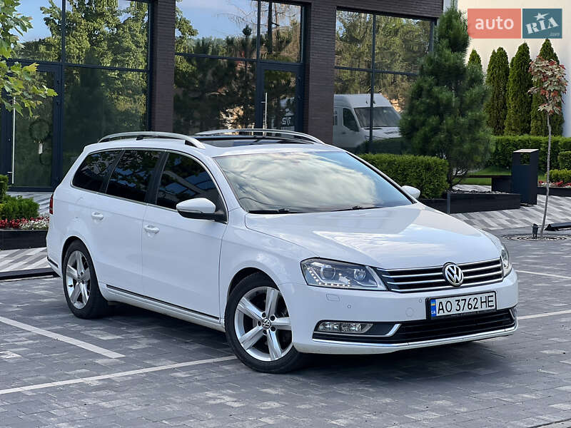 Универсал Volkswagen Passat 2011 в Ужгороде