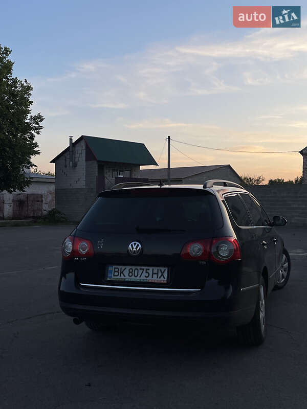 Універсал Volkswagen Passat 2006 в Вараші