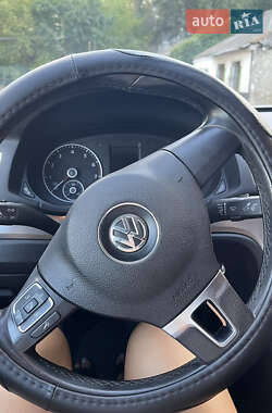Седан Volkswagen Passat 2014 в 