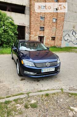 Седан Volkswagen Passat 2014 в Черновцах