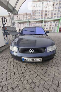 Седан Volkswagen Passat 1999 в Хмельницькому