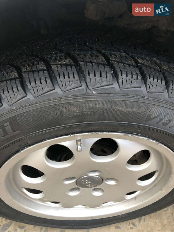 Універсал Volkswagen Passat 2001 в Білгороді-Дністровському