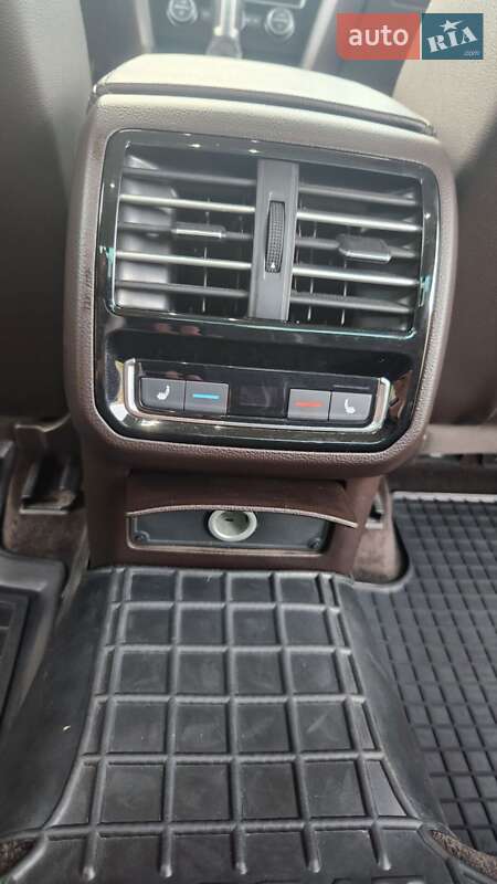 Седан Volkswagen Passat 2015 в Долинській