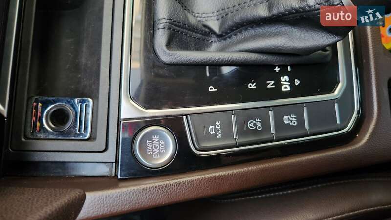 Седан Volkswagen Passat 2015 в Долинській