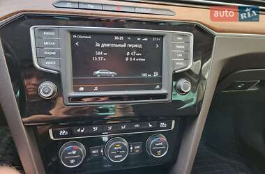 Седан Volkswagen Passat 2015 в Долинской