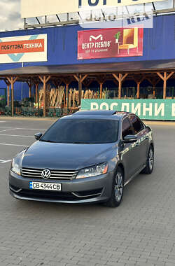 Седан Volkswagen Passat 2012 в Прилуках