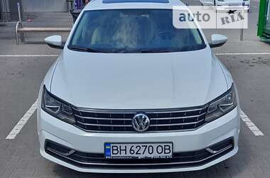 Седан Volkswagen Passat 2017 в Одесі