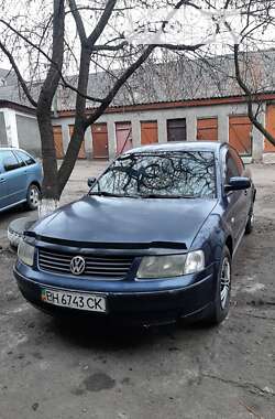 Седан Volkswagen Passat 1998 в Подольске