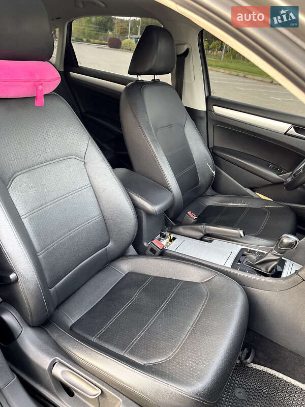 Седан Volkswagen Passat 2012 в Бродах фото 30 Седан Volkswagen Passat 2012 в Бродах