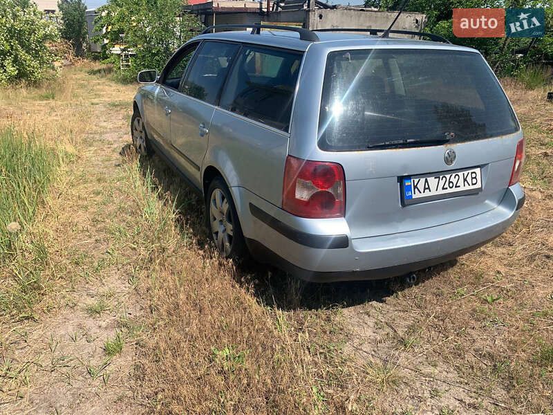 Универсал Volkswagen Passat 2001 в Киеве