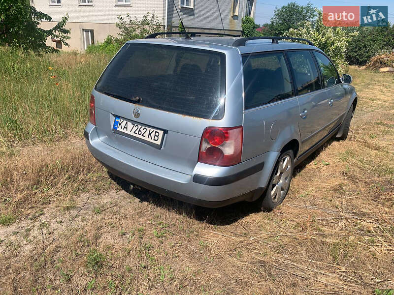 Универсал Volkswagen Passat 2001 в Киеве