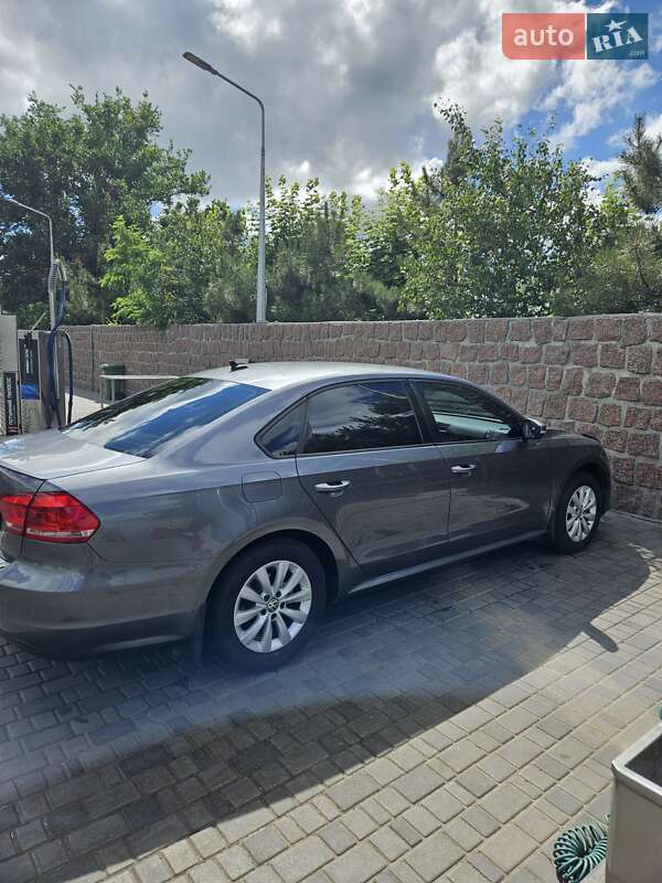 Седан Volkswagen Passat 2013 в Знаменке