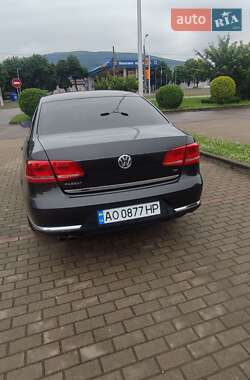 Седан Volkswagen Passat 2011 в Виноградове