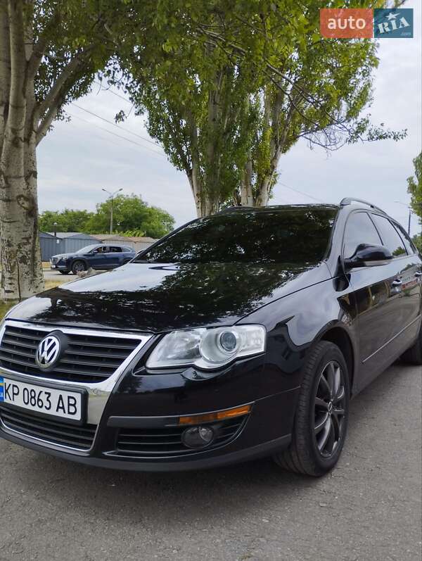 Универсал Volkswagen Passat 2009 в Запорожье