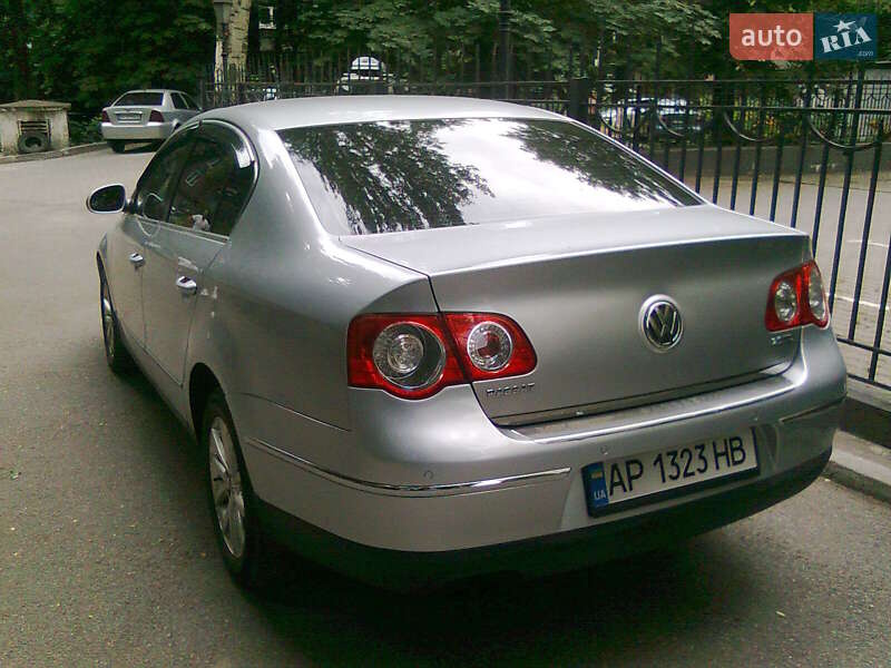 Седан Volkswagen Passat 2008 в Запорожье