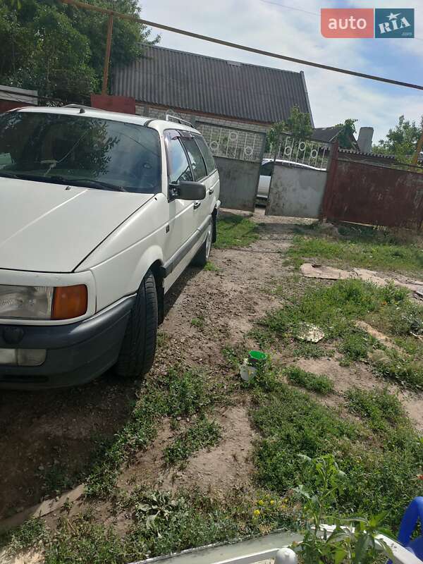 Универсал Volkswagen Passat 1989 в Днепре
