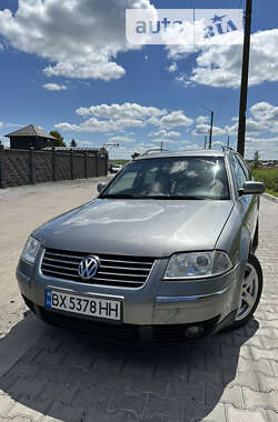 Универсал Volkswagen Passat 2003 в Ровно