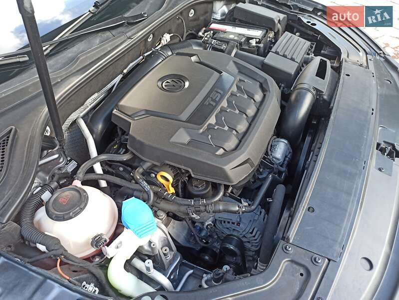 Седан Volkswagen Passat 2017 в Харькове