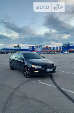 Седан Volkswagen Passat 2007 в Кропивницком